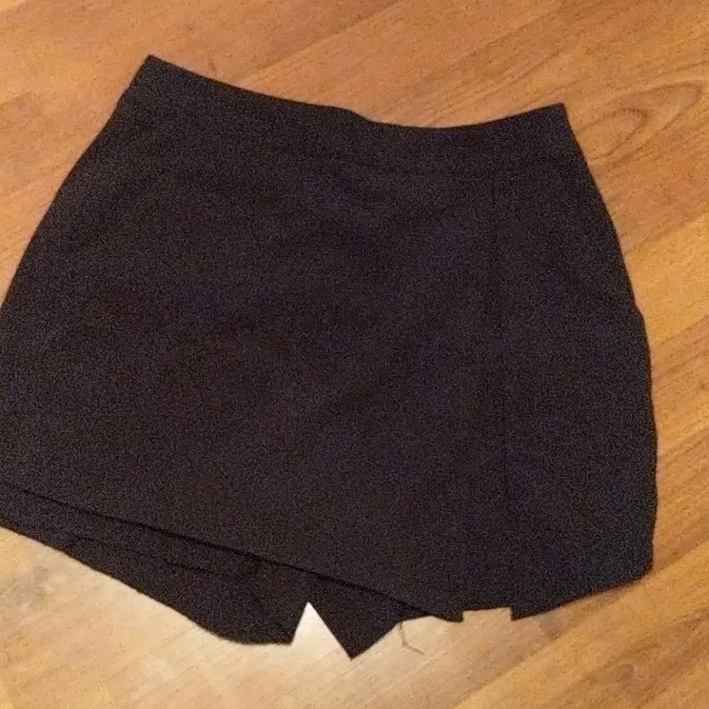 Skort